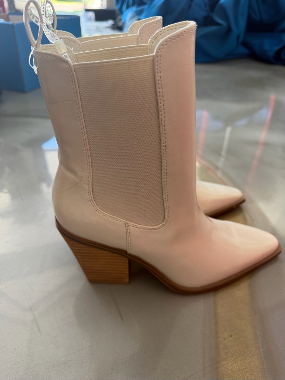 Women's Cream Chelsea Western Boots
